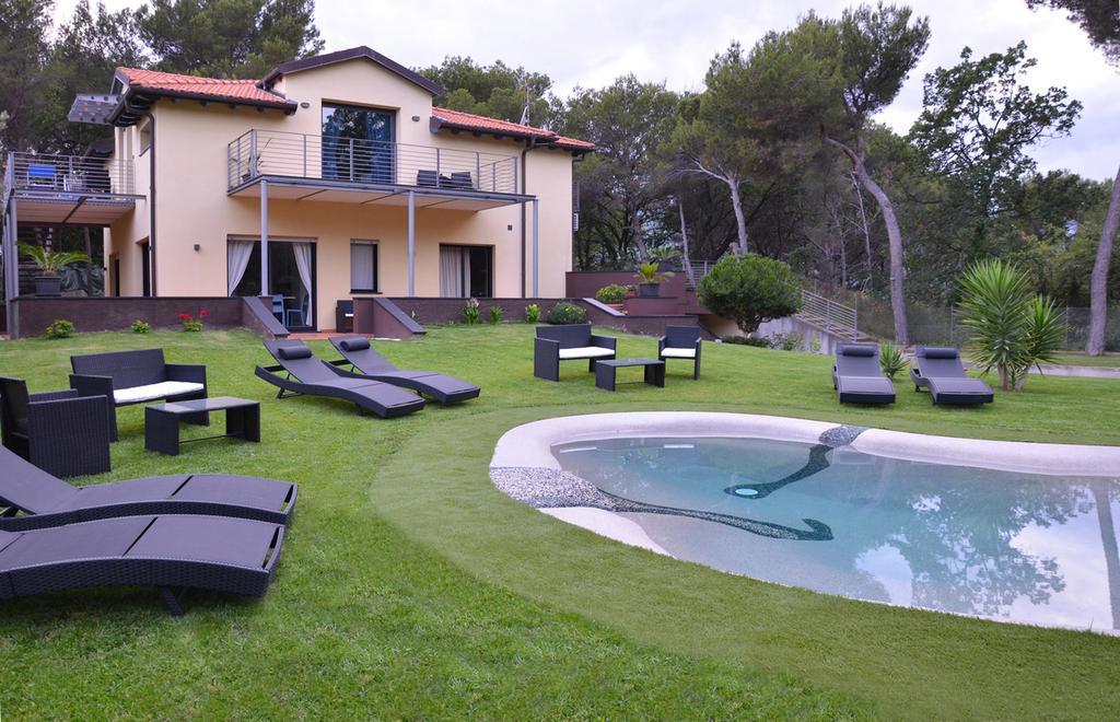 Marina dʼAndora B&B Dodici Lune מראה חיצוני תמונה